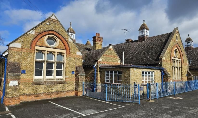 The Hythe School